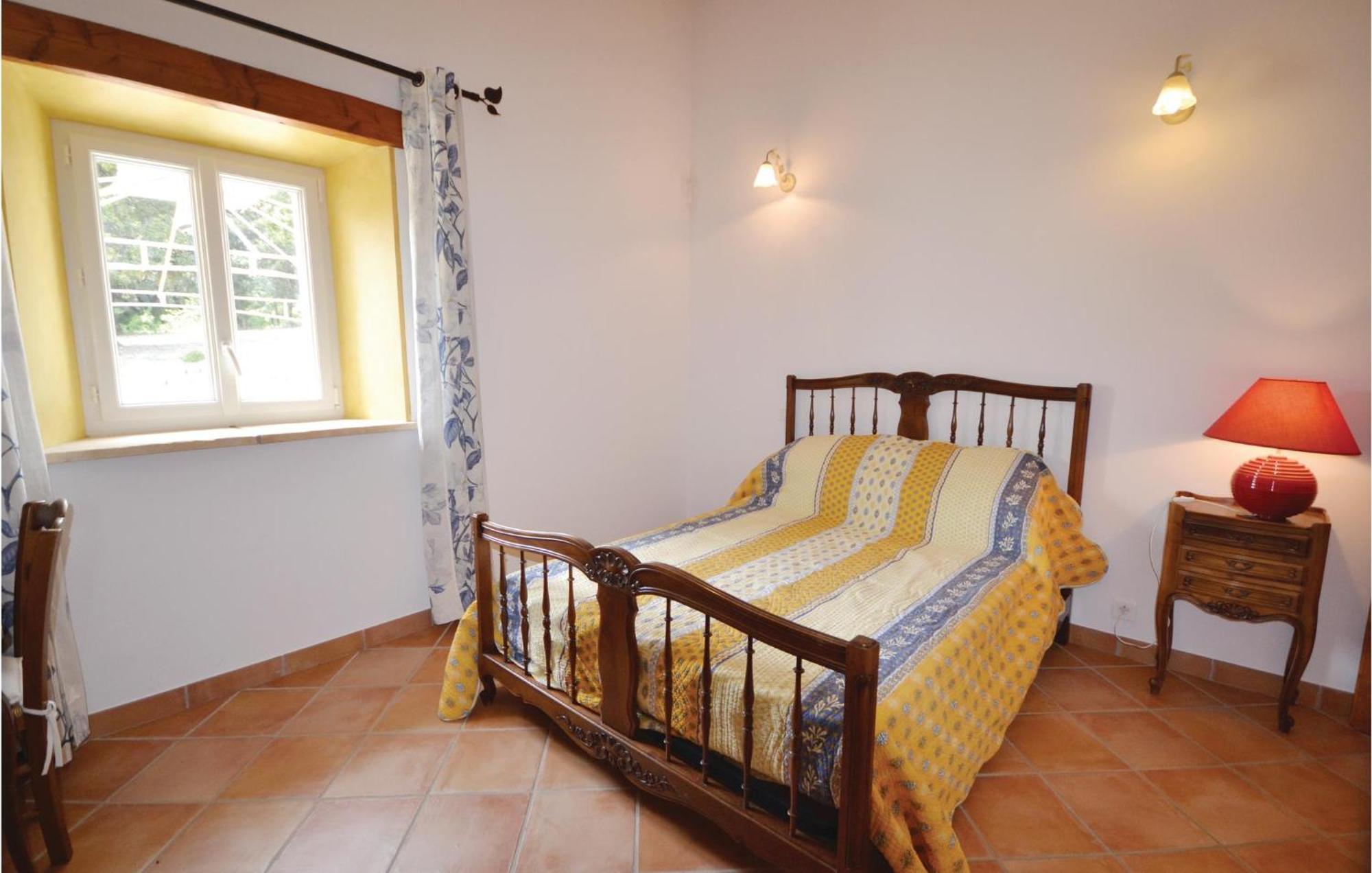 Awesome Home In Bollene With Wifi Exteriör bild