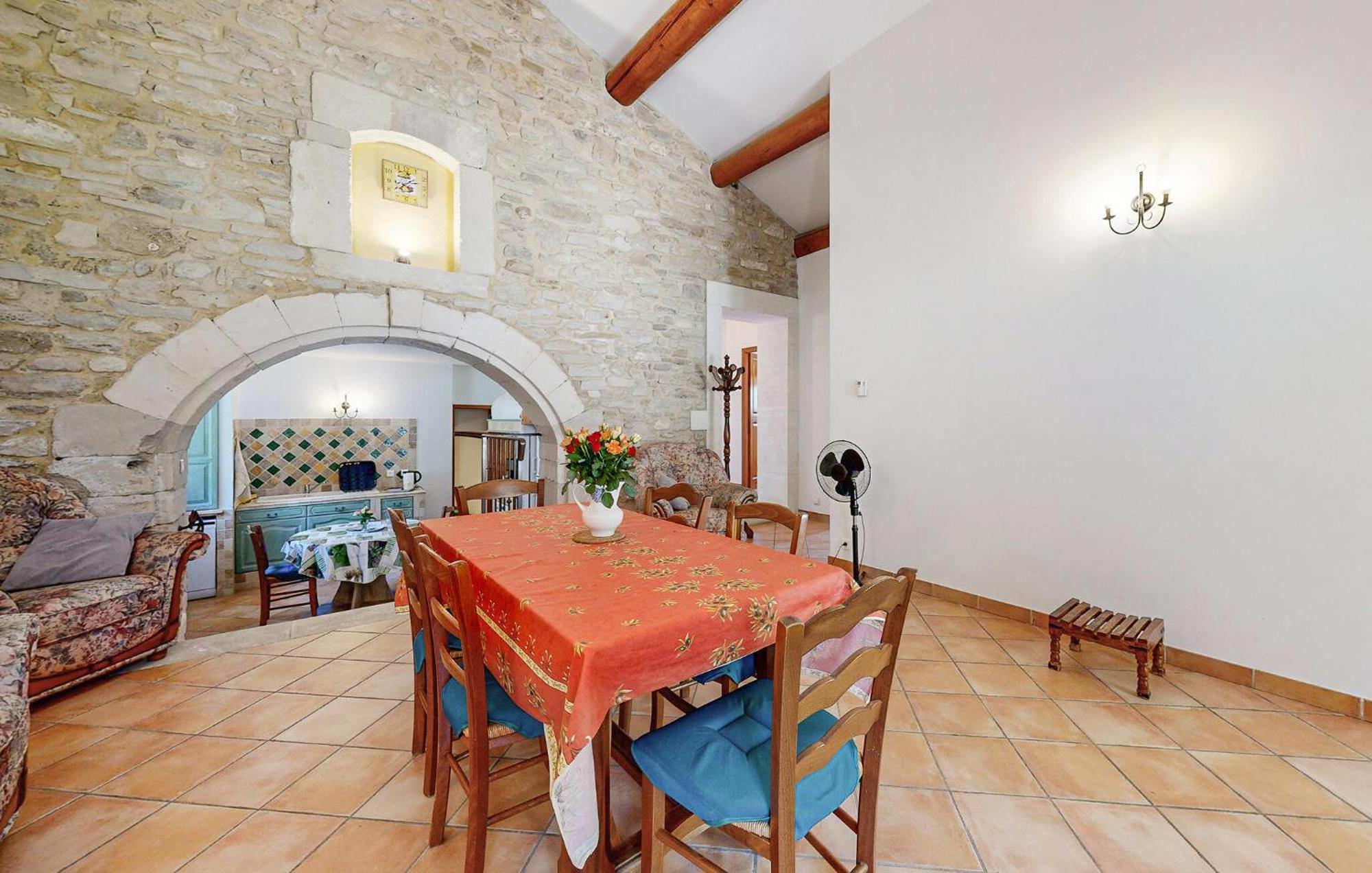 Awesome Home In Bollene With Wifi Exteriör bild